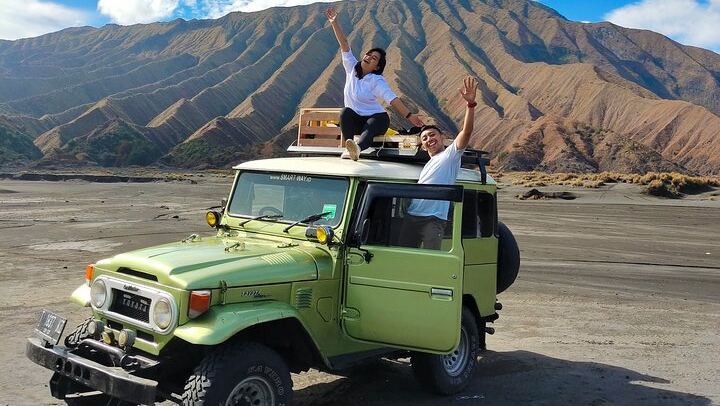 1 Day Amazing Bromo Sunrise tour from Malang Surabaya 7 spots