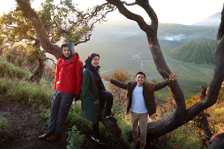 1 Day Amazing Bromo Sunrise tour from Malang Surabaya 7 spots
