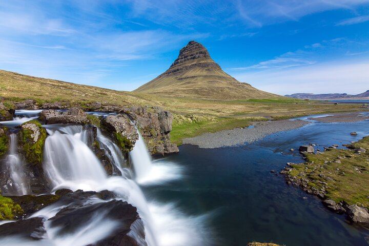 2-Day West | Lava Cave, Snæfellsnes & Silver Circle - Small Group