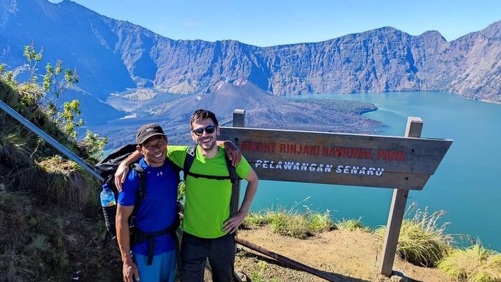 3D-2N Explore Mount Rinjani - Summit -Lake and Hotspring