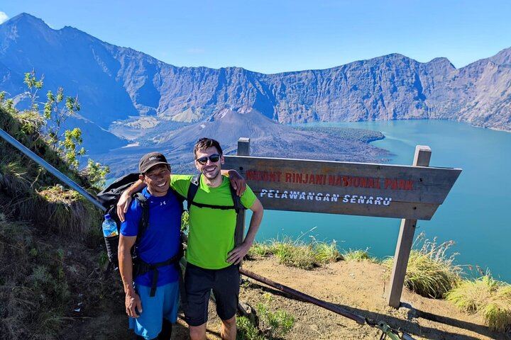 3D-2N Explore Mount Rinjani - Summit -Lake and Hotspring