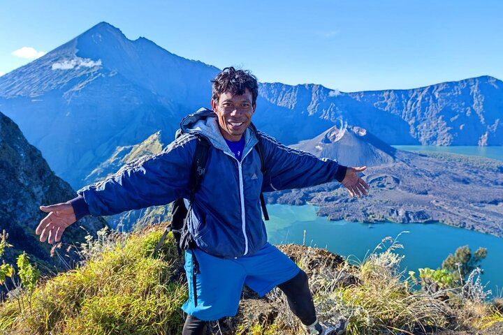 3D-2N Explore Mount Rinjani - Summit -Lake and Hotspring