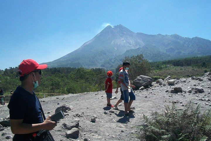 4 km away from the peak of Merapi volcano