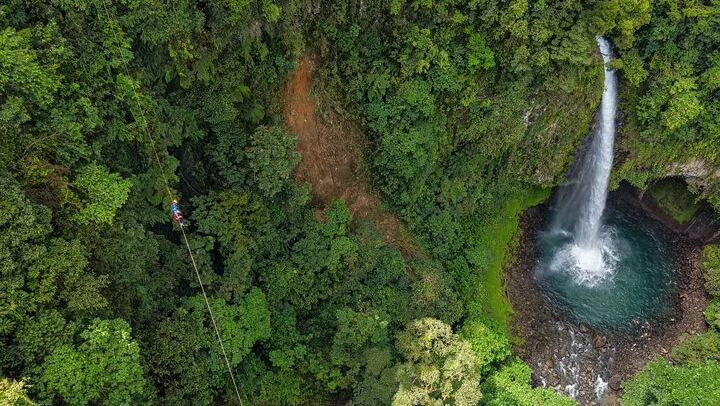 7-Cable Zipline Adventure: Fly Over La Fortuna Waterfall