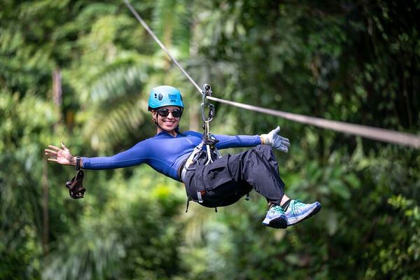 7-Cable Zipline Over the La Fortuna Waterfall, Small Group