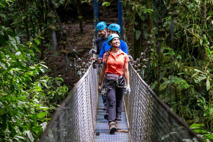 7-Cable Zipline Adventure: Fly Over La Fortuna Waterfall