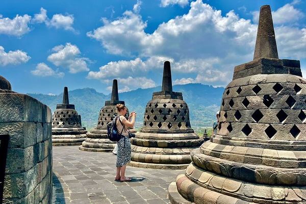 Borobudur, Prambanan and the Merapi Lava Tour, One Ticket for Four Temples
