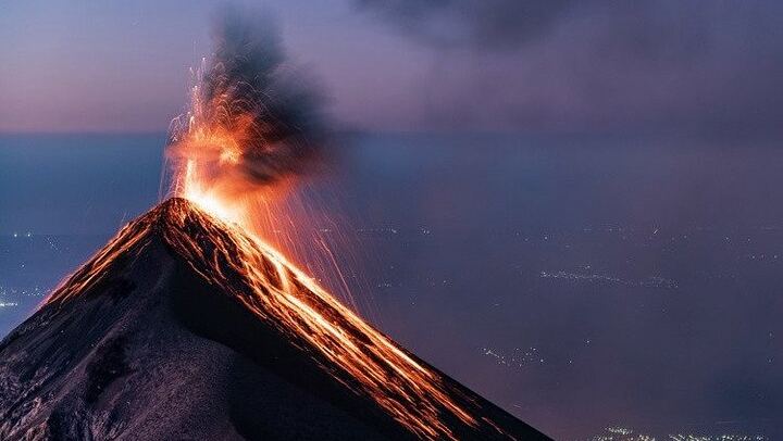 Acatenango Volcano Overnight Tour