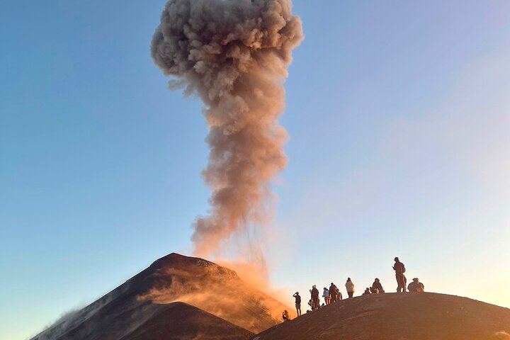 Acatenango Volcano Overnight Hike with Comfort Glamping