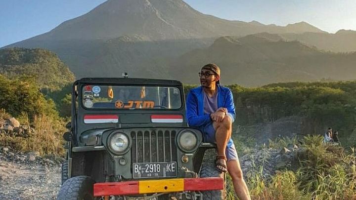 Adventure By 4WD Jeep to Enjoy beautiful Merapi Volcano..