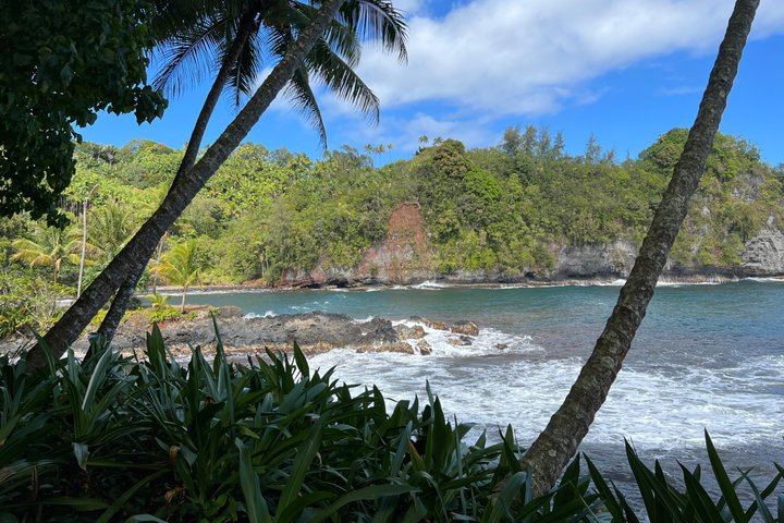 Akaka Falls Tour - Volcanoes National Park and Hilo Discovery
