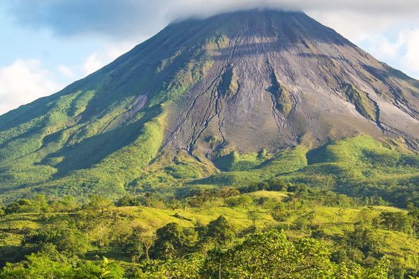 Arenal in a 15-Hour Day, with Baldi or Ecotermales