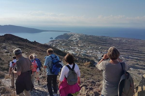 The Caldera Walk from Fira to Oia, Four Hours on Foot