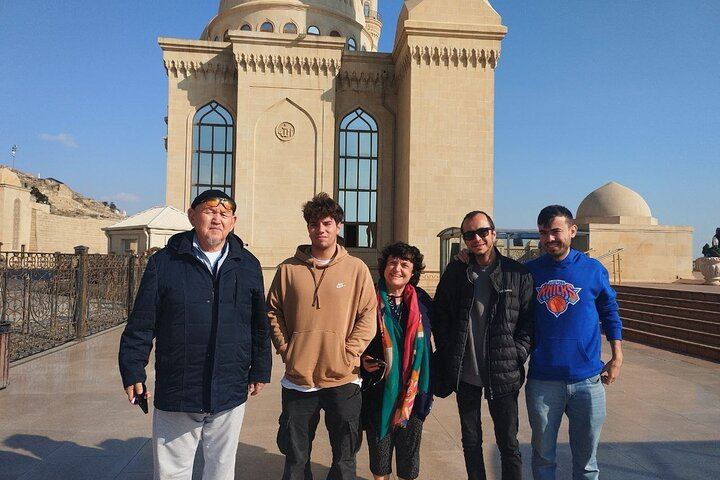 Baku: Gobustan-Absheron-Ezraider Tour Off-Road Fee/Lunch Inc