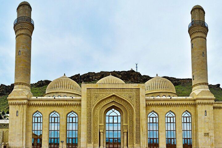 Baku : Gobustan, Absheron Sights Guided Day Trip Lunch included