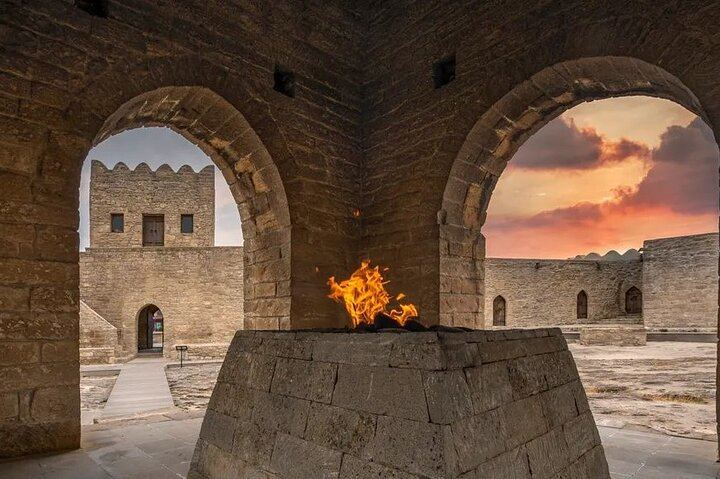 Baku Gobustan and Absheron Tour+Free Haydar Aliyev Center Ticket