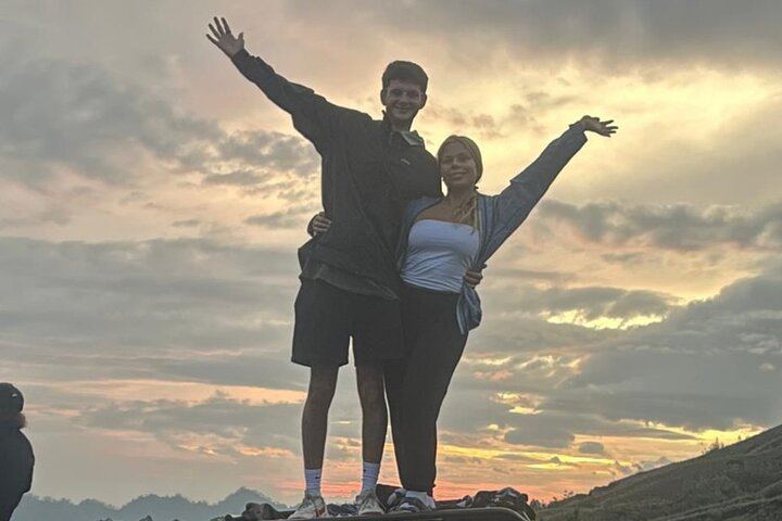 Batur 4WD Jeep Sunrise & Black Lava Tour Adventure with Breakfast