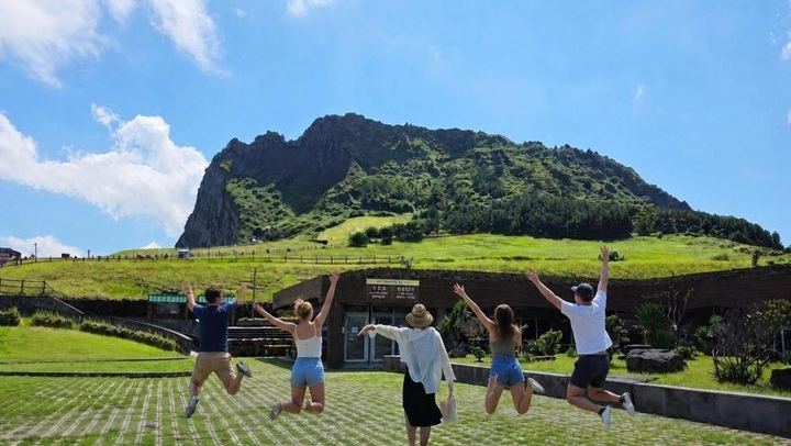 Best Jeju Day Tour: UNESCO & Must-See (East/SouthWest)
