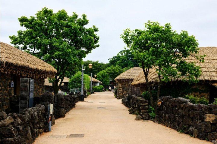 Best Jeju Day Tour: UNESCO & Must-See (East/SouthWest)