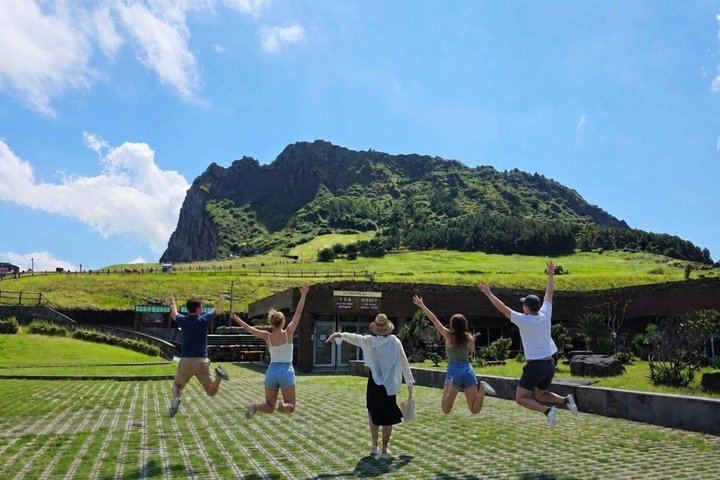 Best Jeju Day Tour: UNESCO & Must-See (East/SouthWest)