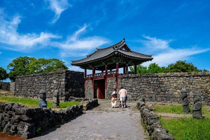 Best Jeju Day Tour: UNESCO & Must-See (East/SouthWest)
