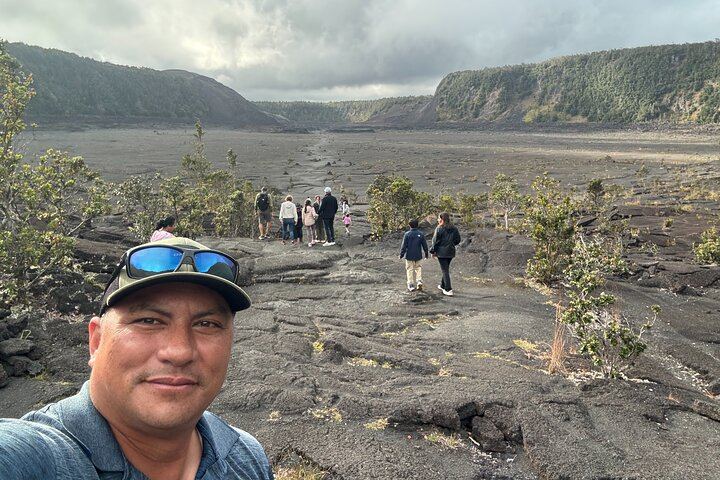 Big Island in a Day-Explore Volcanoes, Waterfalls, Beaches & more