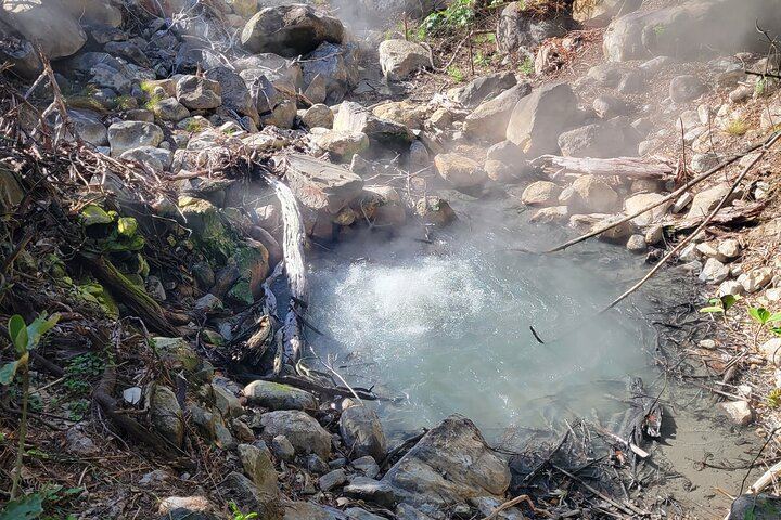 Boiling and bubbleling hot spring volcanic water