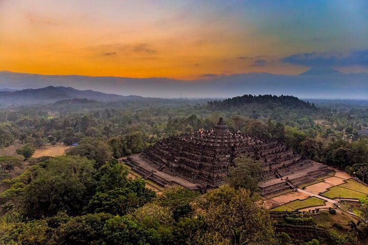 Borobudur(climb up), Merapi Volcano and Prambanan Temple Tour