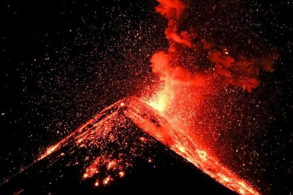 Acatenango with CA Travelers: Cabins for Four, -6°C Bags, Guides from San José Calderas