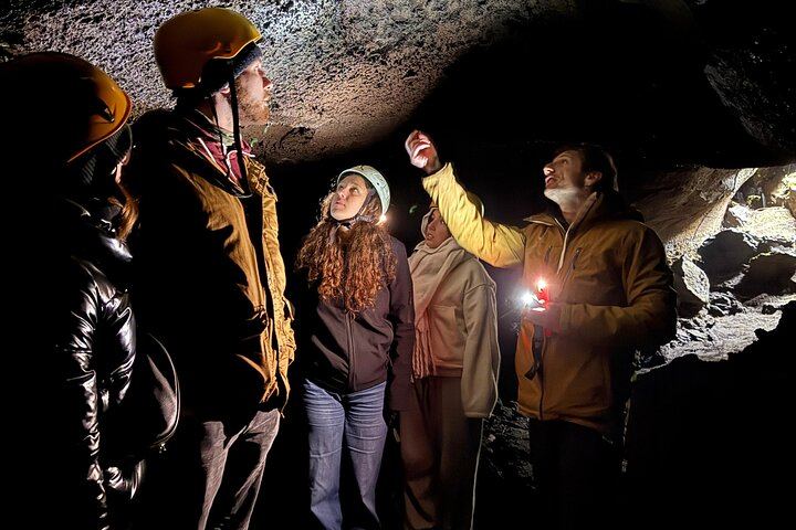 Catania: Morning Jeep Tour of Mount Etna and Lava Flow Caves