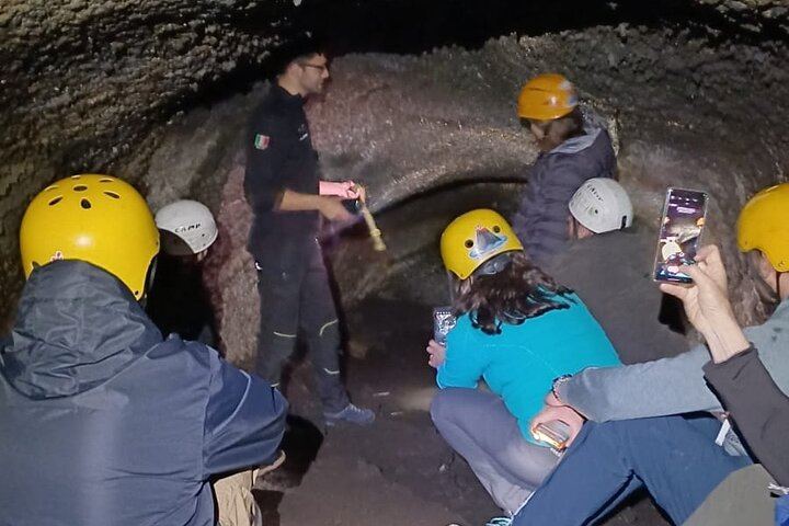 Catania: Morning Jeep Tour of Mount Etna and Lava Flow Caves
