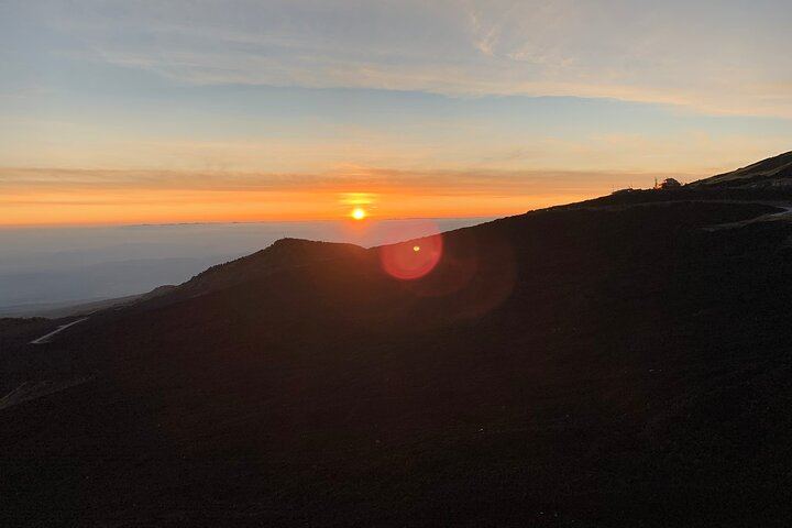 Catania: Sunset Jeep Tour of Mount Etna and Lava Flow Caves
