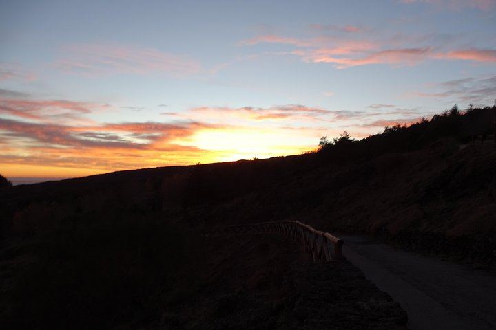 Catania: Sunset Jeep Tour of Mount Etna and Lava Flow Caves