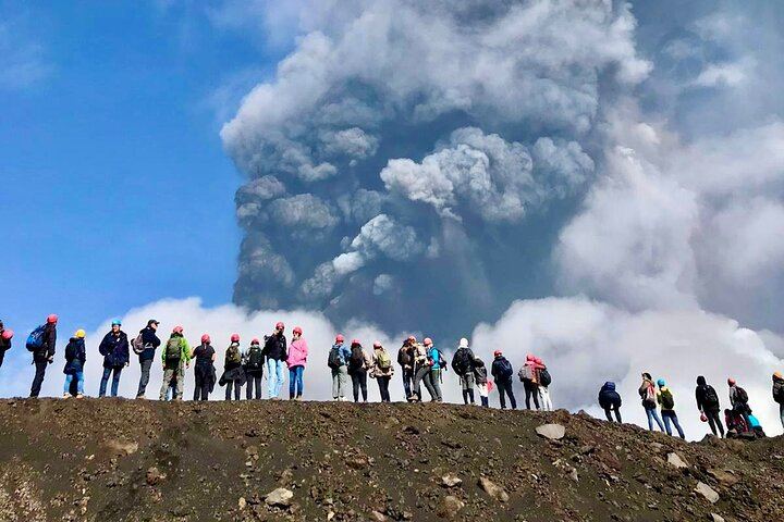Crater eruption 2001
