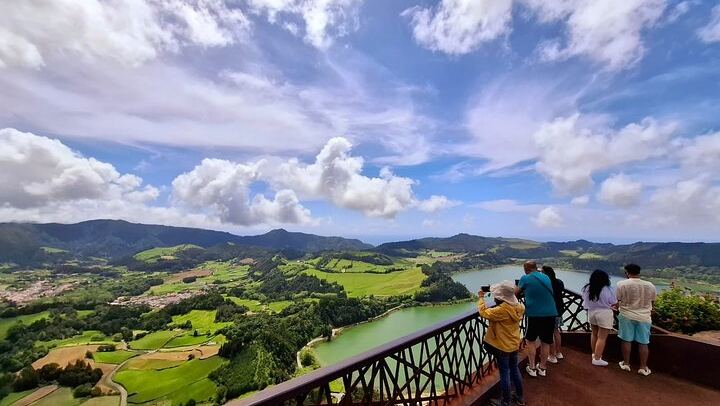 Cruise Travellers : Blue & Green Lake and Furnas Volcano wonders