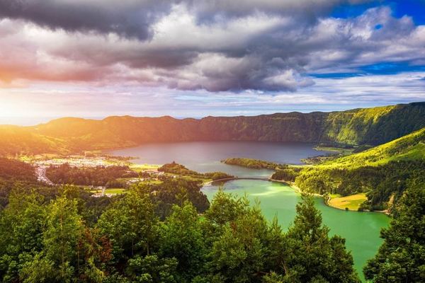 Cruise Stopover on São Miguel: Sete Cidades, Gorreana Tea, Furnas