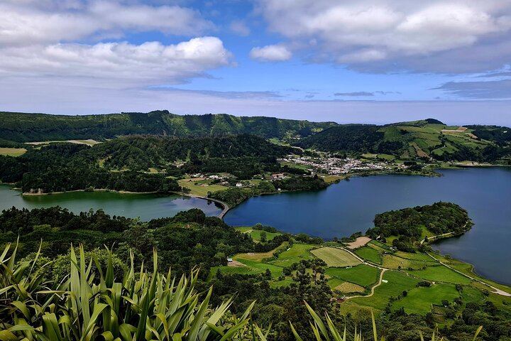 Cruise Travellers: Sete Cidades Volcano, The Blue & Green Lake