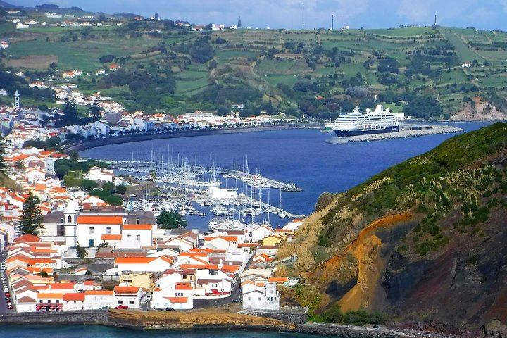 Day cruise in the city of Horta.
Monte da Guia.