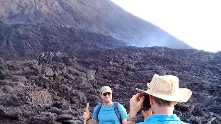 Day Tour to Pacaya Volcano from Antigua Guatemala on Private Vehicle