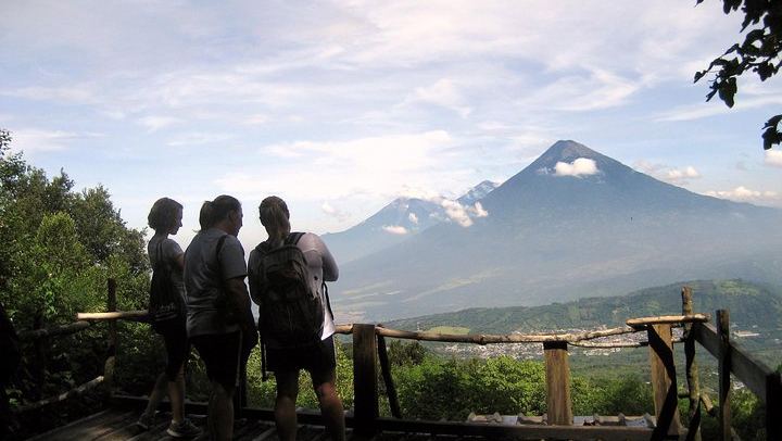 Day Tour to Pacaya Volcano from Antigua Guatemala on Private Vehicle