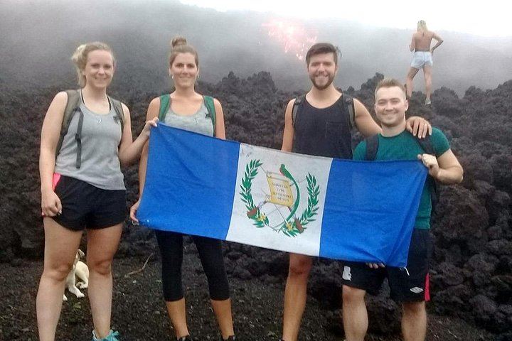 Day Tour to Pacaya Volcano from Antigua Guatemala on Private Vehicle
