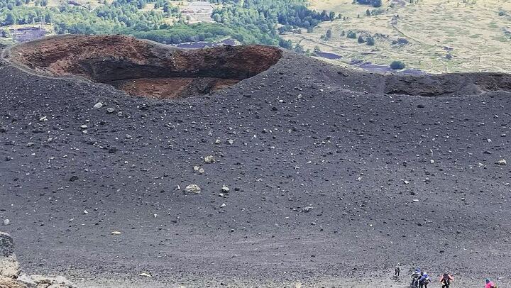 Descent towards the craters