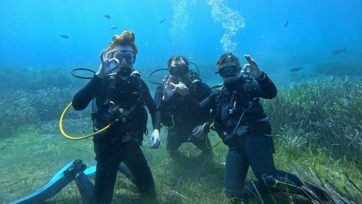 Discover Scuba Diving in the Caldera of the Volcano in Santorini
