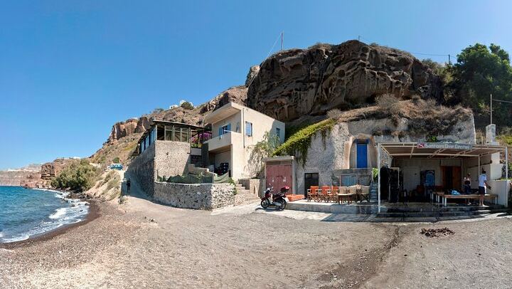 Discover Scuba Diving in the Caldera of the Volcano in Santorini