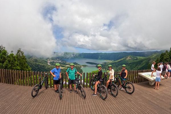 E-Bike Into the Sete Cidades Crater, with the Climb Back Assisted