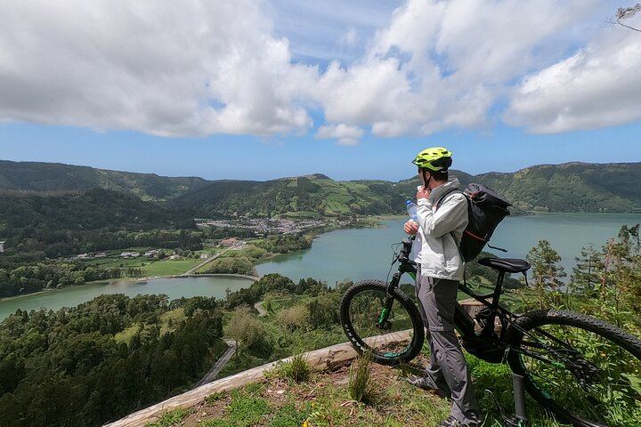 E-bike Sete Cidades- "All Mountain" bike program