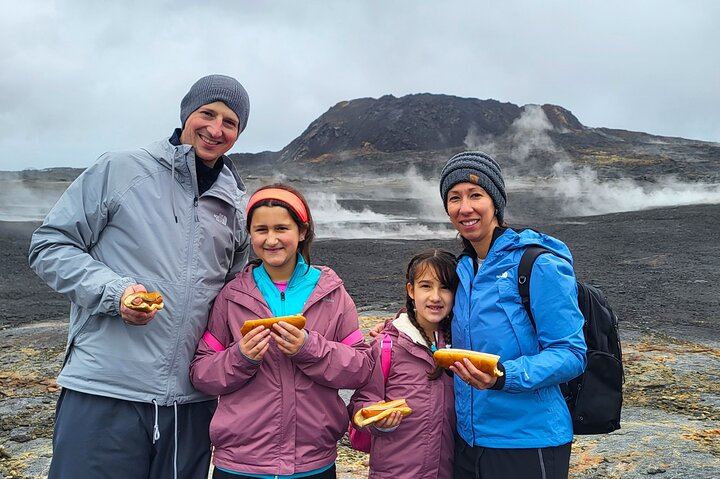 Eating the Icelandic Pilsur (Hot-dog)at Fagradalsfjall Volcano Tour