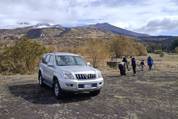 Etna by Jeep from Catania: Lunch Included, Vegan Menu on Request