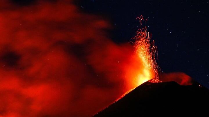 Etna craters excursion 3000 m.