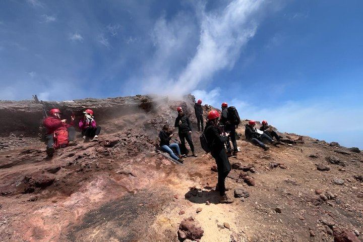 Etna craters excursion 3000 m.